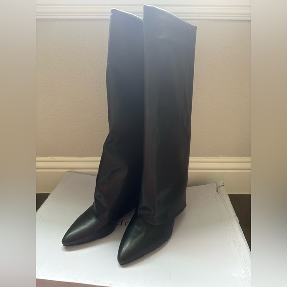 Madden Girl Women's Evannder Fashion Boot - Picture 1 of 5